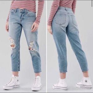 Hollister Destory Low-Rise Boyfriend Jeans Size 5